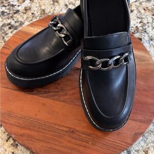 SM New York Black Loafers with Silver Chain